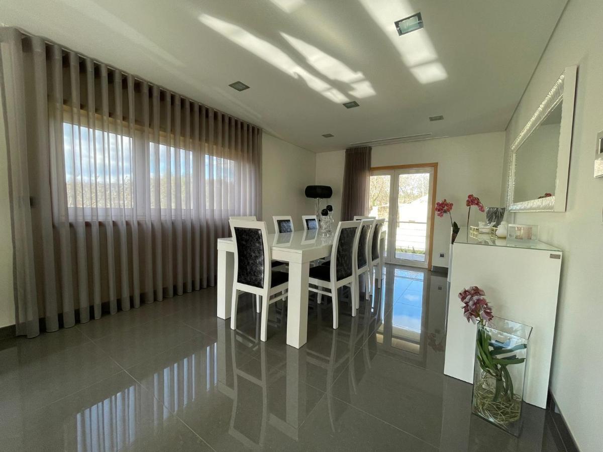 Ucha Villa Barcelos Εξωτερικό φωτογραφία