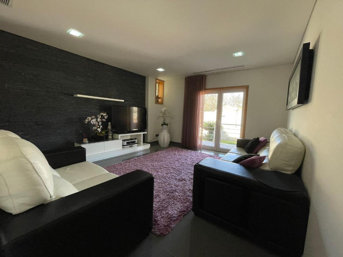 Ucha Villa Barcelos Εξωτερικό φωτογραφία