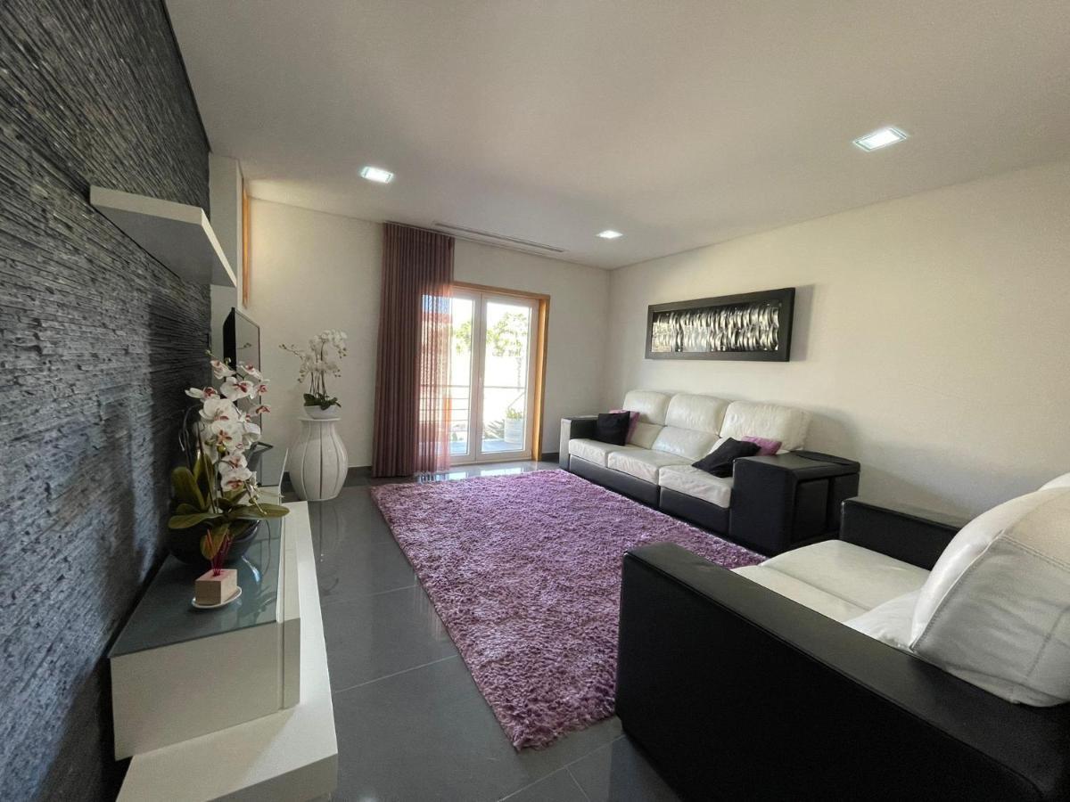 Ucha Villa Barcelos Εξωτερικό φωτογραφία