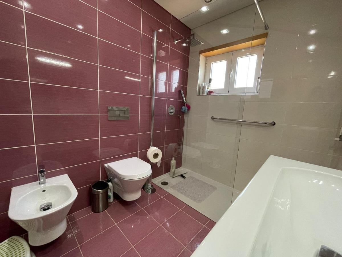 Ucha Villa Barcelos Εξωτερικό φωτογραφία