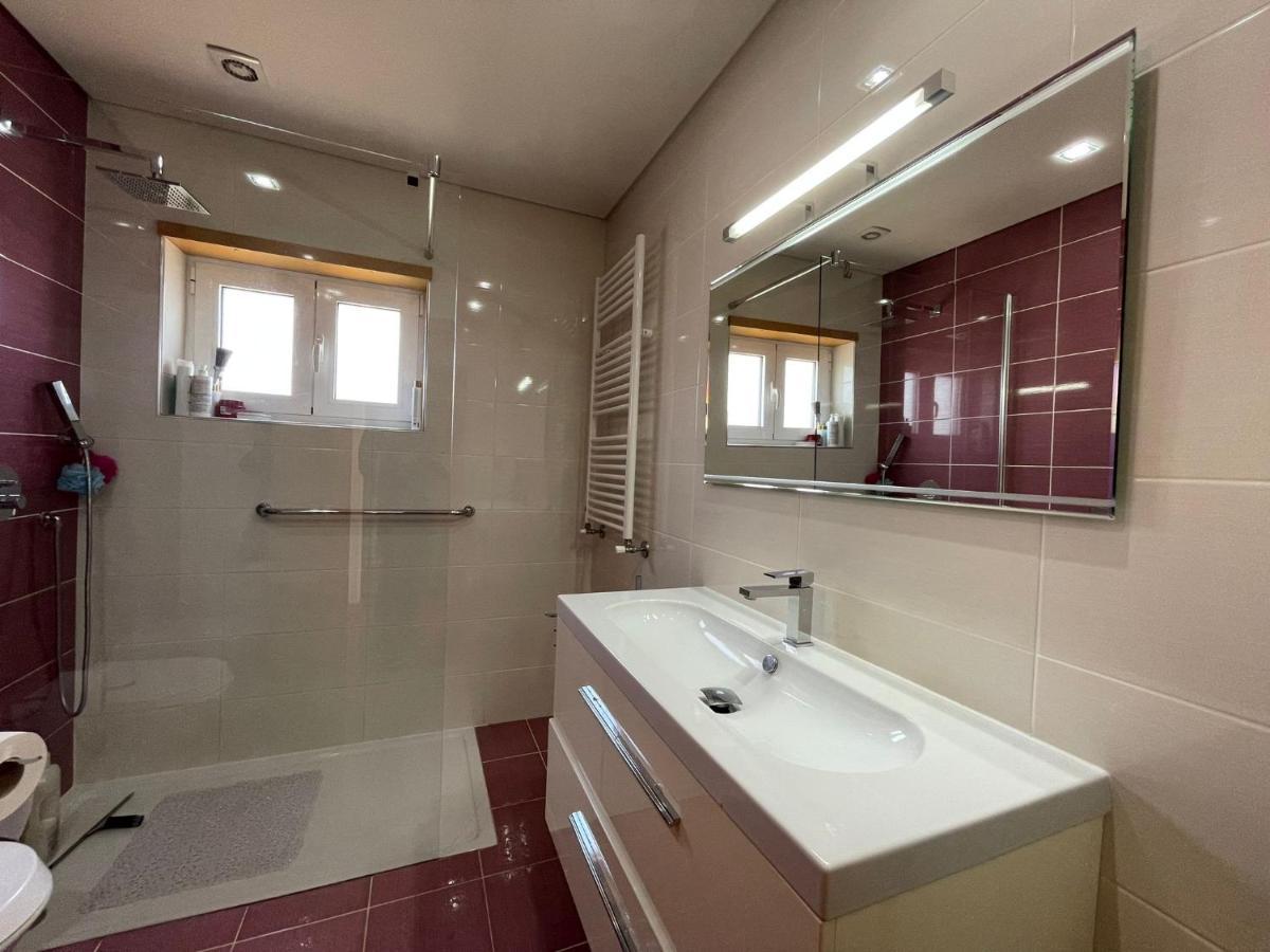 Ucha Villa Barcelos Εξωτερικό φωτογραφία